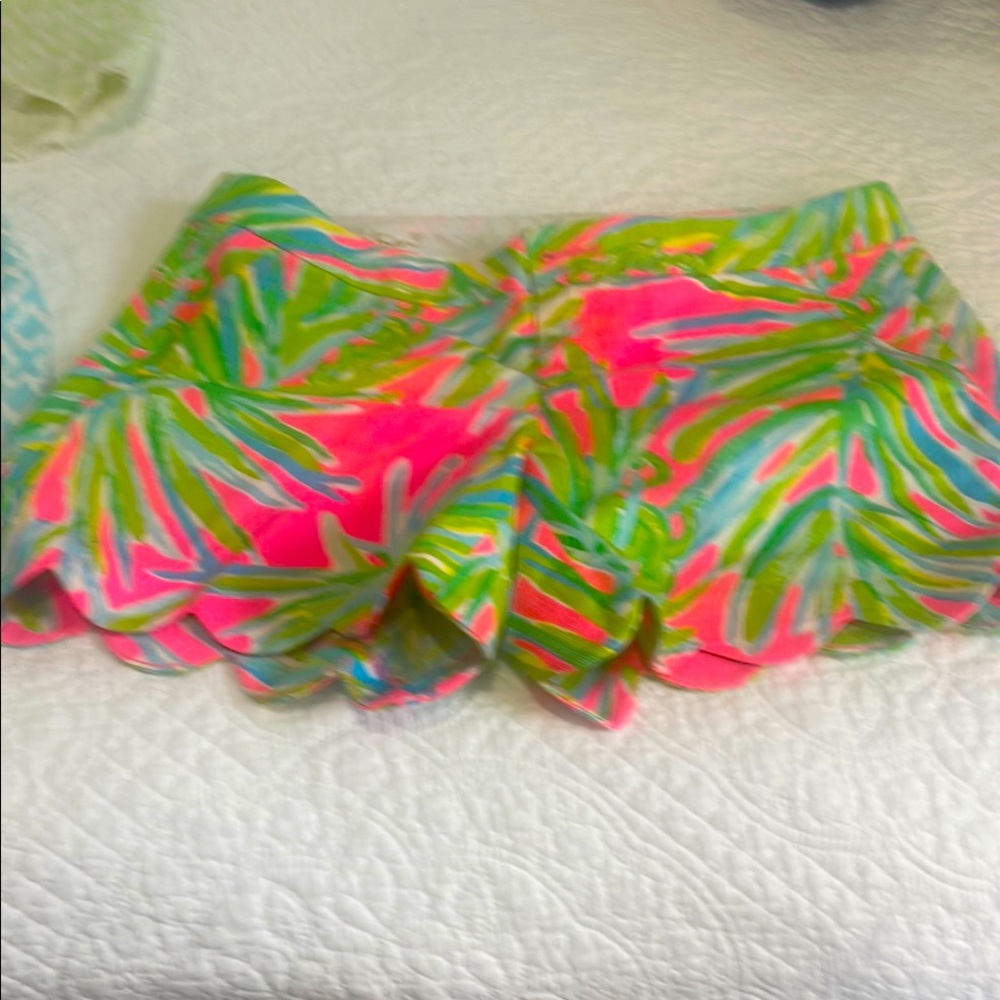 Lilly Pulitzer Pink and Green Skorts Vibrant Tropical Print